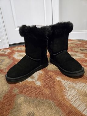 Lamo Black Faux Fur Suede Winter Boots - Women